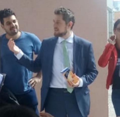 foto perfil WhatsApp.jpg